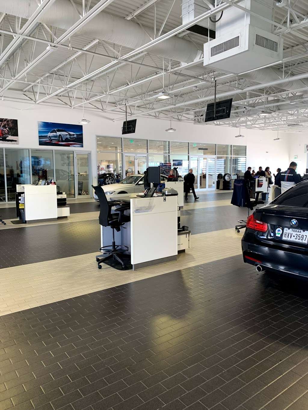 BMW of West Houston | 20822 Katy Fwy, Katy, TX 77449, USA | Phone: (855) 627-3055