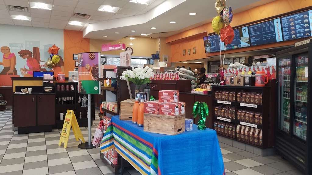 Dunkin | 851 Hingham St, Rockland, MA 02370, USA | Phone: (781) 878-2247