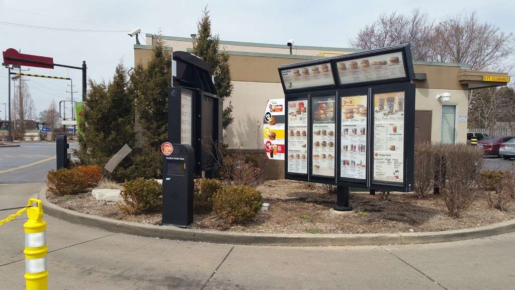 McDonalds | 1570 E Northwest Hwy, Palatine, IL 60074, USA | Phone: (847) 255-2955