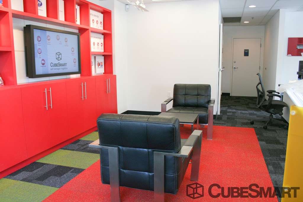 CubeSmart Self Storage | 13800 McLearen Rd, Herndon, VA 20171, USA | Phone: (703) 437-8100