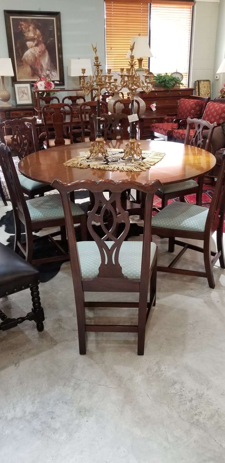 French Courtyard - Home Furnishings & Consignment | 27326 Robinson Rd #101, The Woodlands, TX 77385, USA | Phone: (281) 363-1800