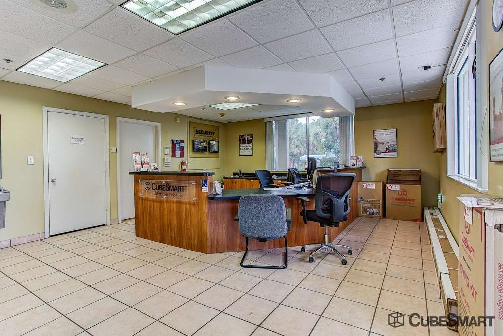 CubeSmart Self Storage | 7358 W Boynton Beach Blvd, Boynton Beach, FL 33437, USA | Phone: (561) 375-9508