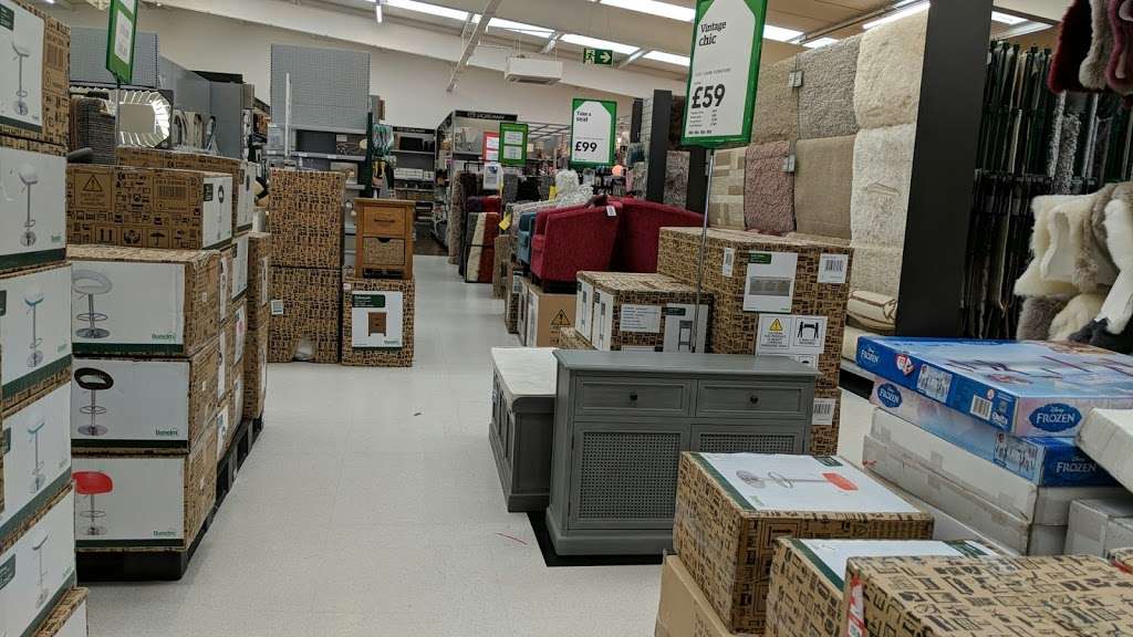 Dunelm | Thurrock shopping Park, W Thurrock Way, Grays RM20 3LP, UK | Phone: 01708 203540