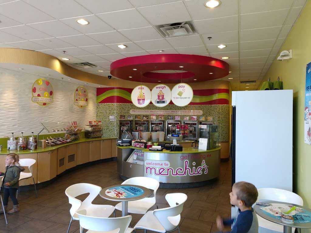 Menchies Frozen Yogurt | 1569 Fall River Dr Ste 153, Loveland, CO 80538, USA | Phone: (970) 461-9700