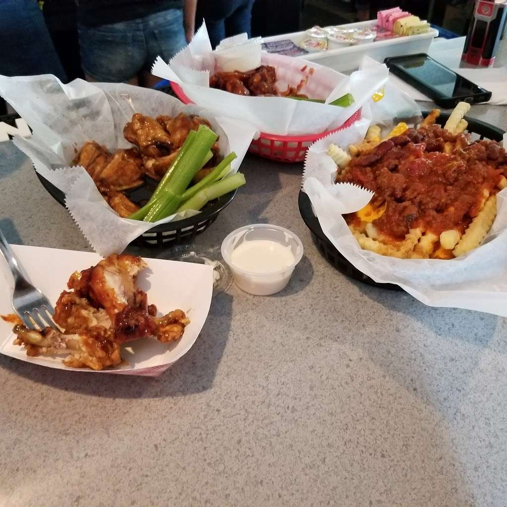 Choppers Bar and Grill | 26375 IL-173, Antioch, IL 60002 | Phone: (847) 838-1230