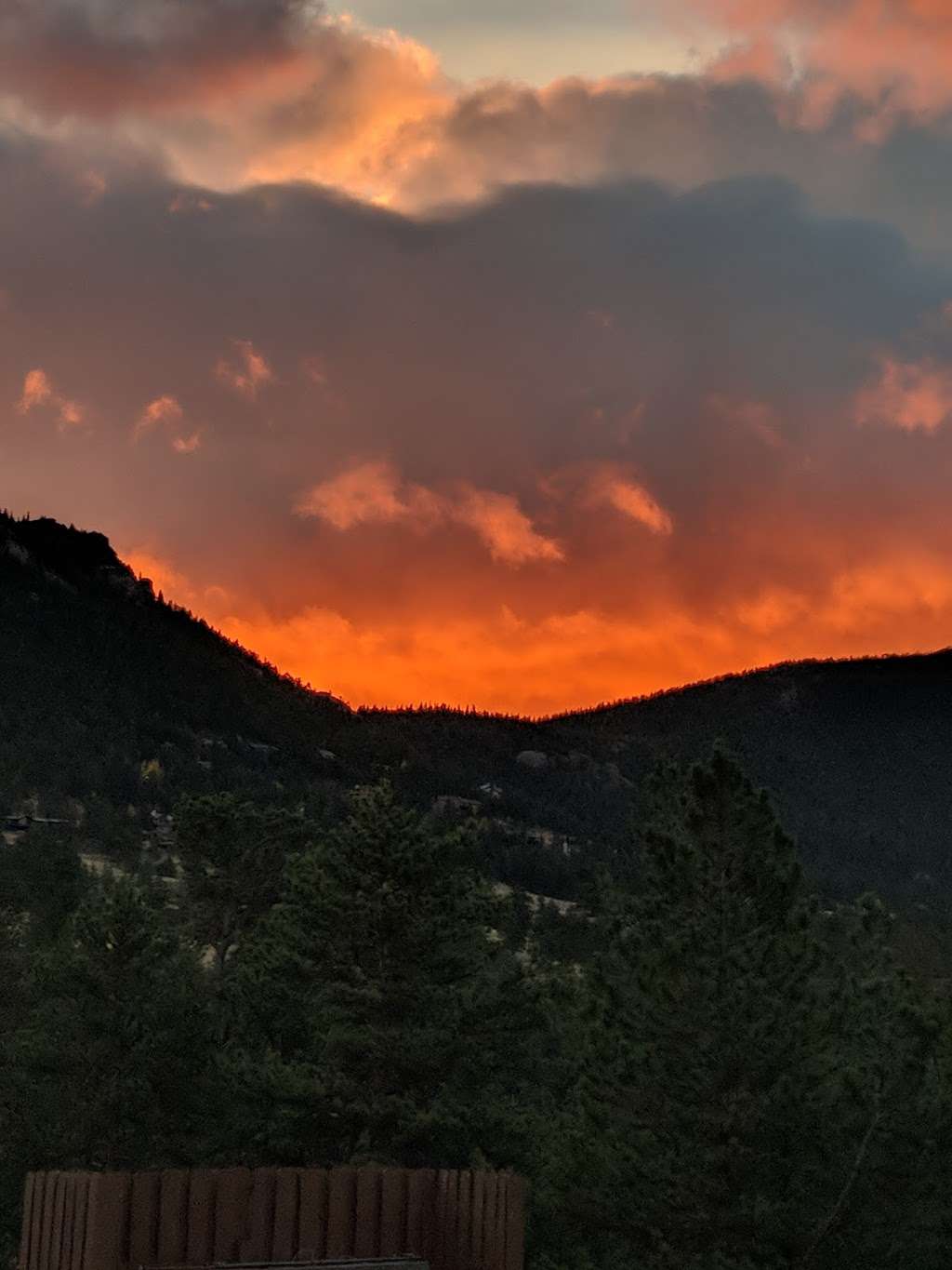 Generations Cabin | 2515 Tunnel Rd, Estes Park, CO 80517