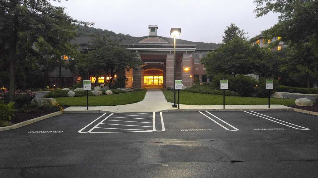 The Belmont Clubhouse | 1 Cedar Crest Dr, Pompton Plains, NJ 07444, USA