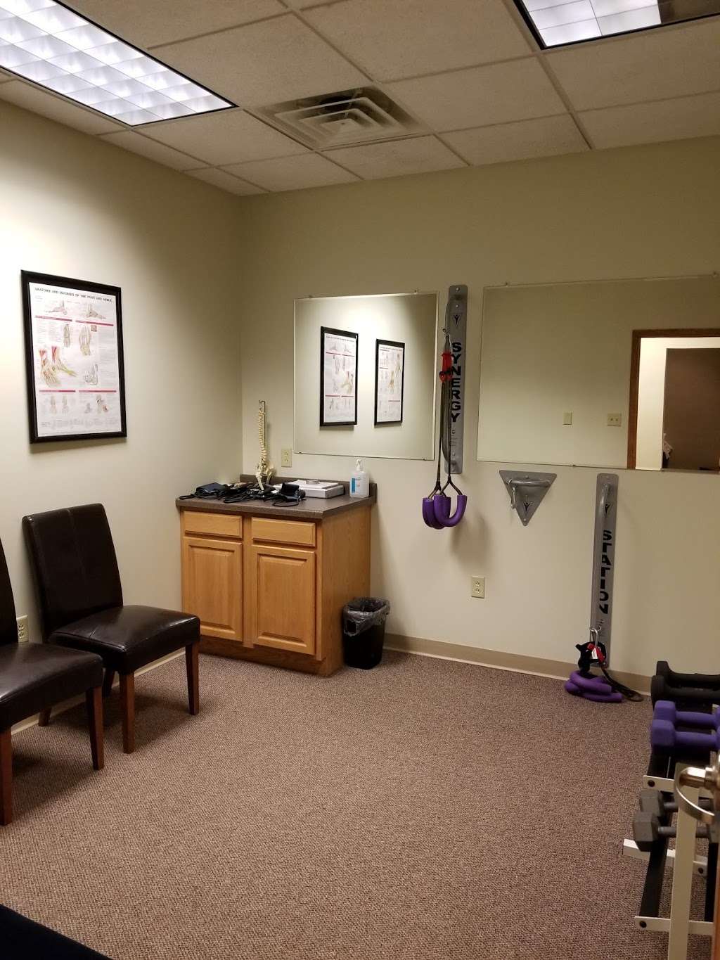 Webley Chiropractic and Sports Injury Center | 1050 Milwaukee Ave # 101, Burlington, WI 53105, USA | Phone: (262) 763-6000