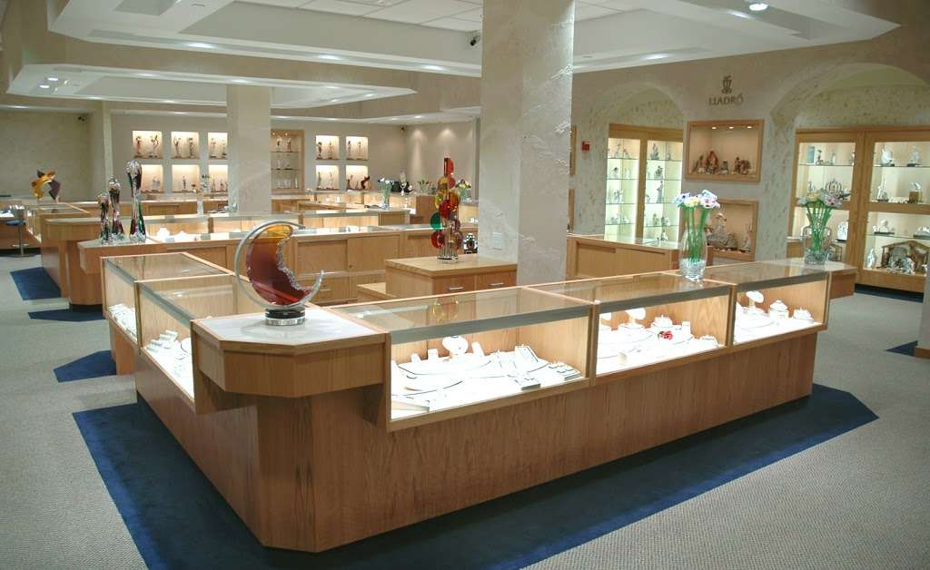 D & M Perlman Fine Jewelry and Gifts | 740 S 8th St, West Dundee, IL 60118, USA | Phone: (847) 426-8881