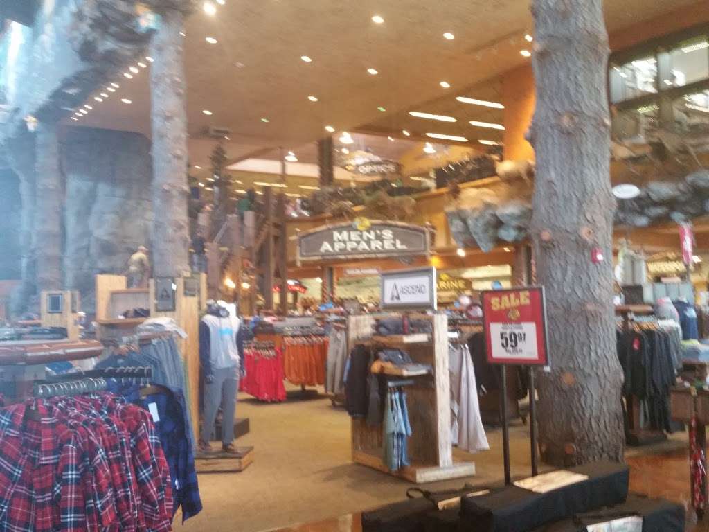 Bass Pro Shops | 7777 Victoria Gardens Ln, Rancho Cucamonga, CA 91739, USA | Phone: (909) 922-5500