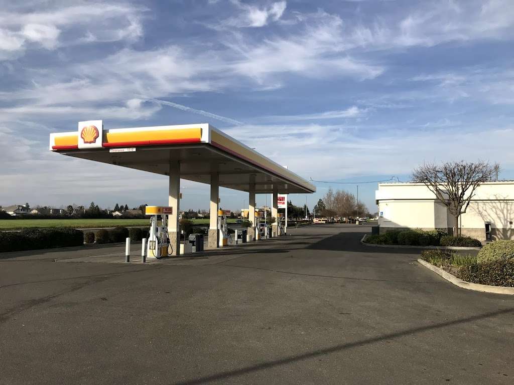 Ramos Oil Co. Mini Mart CFN | 1900 N 1st St, Dixon, CA 95620, USA | Phone: (707) 678-1670