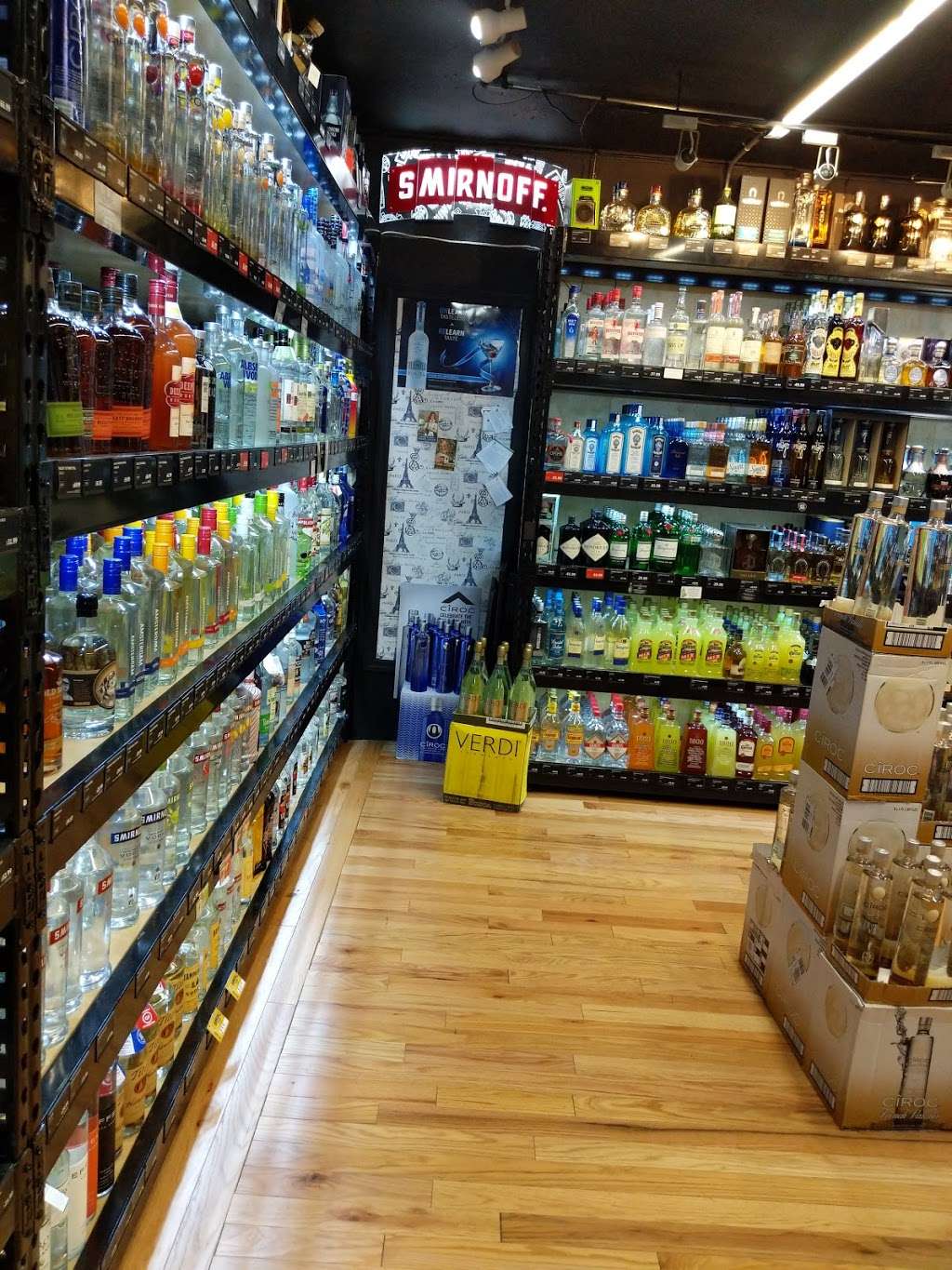 Pikes Wine & Liquor | 645 Hempstead Turnpike, Elmont, NY 11003 | Phone: (516) 352-8674