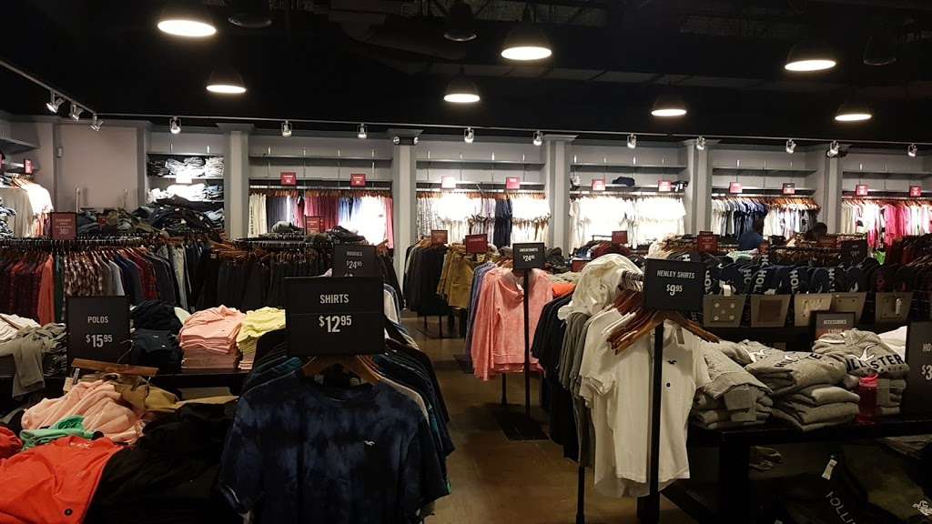 hollister factory outlet