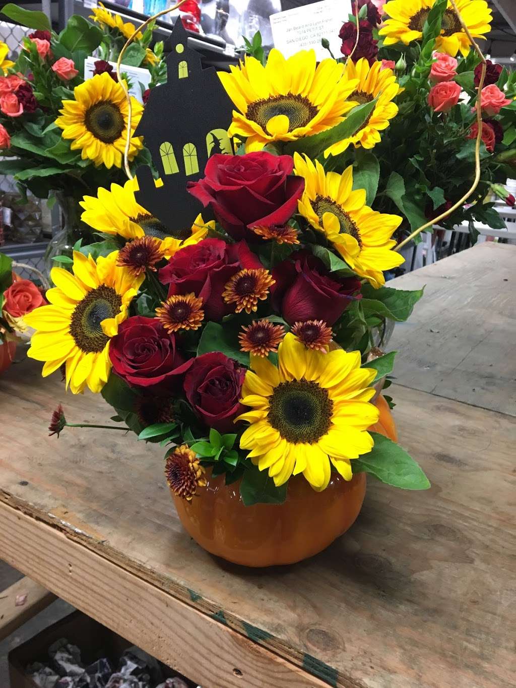 Erics Flower Market | 5858 Dryden Pl #14, Carlsbad, CA 92008, USA | Phone: (858) 925-8282