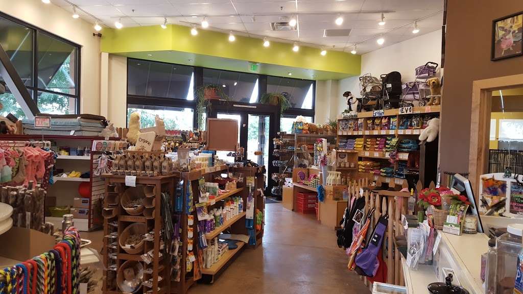 D.O.G.S (Dog Owners General Store) | 5971 Sky Pond Dr # C100, Loveland, CO 80538, USA | Phone: (970) 667-4660