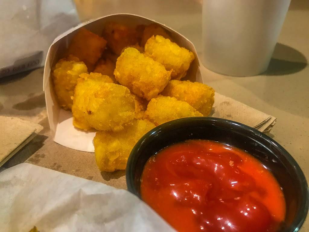 Smashburger | 3400 E Sky Harbor Blvd Space T4-F30, Phoenix, AZ 85034, USA | Phone: (602) 275-5674