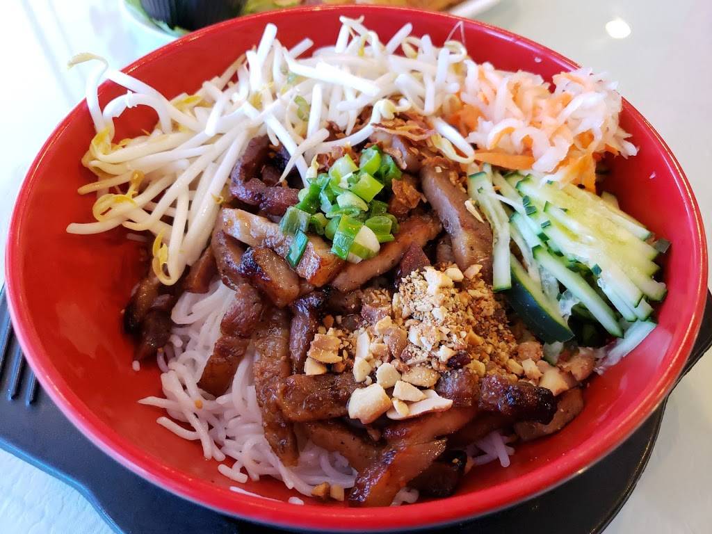 Mon Viet Cafe | 1818 E Pioneer Pkwy #182, Arlington, TX 76010, USA | Phone: (682) 276-1504