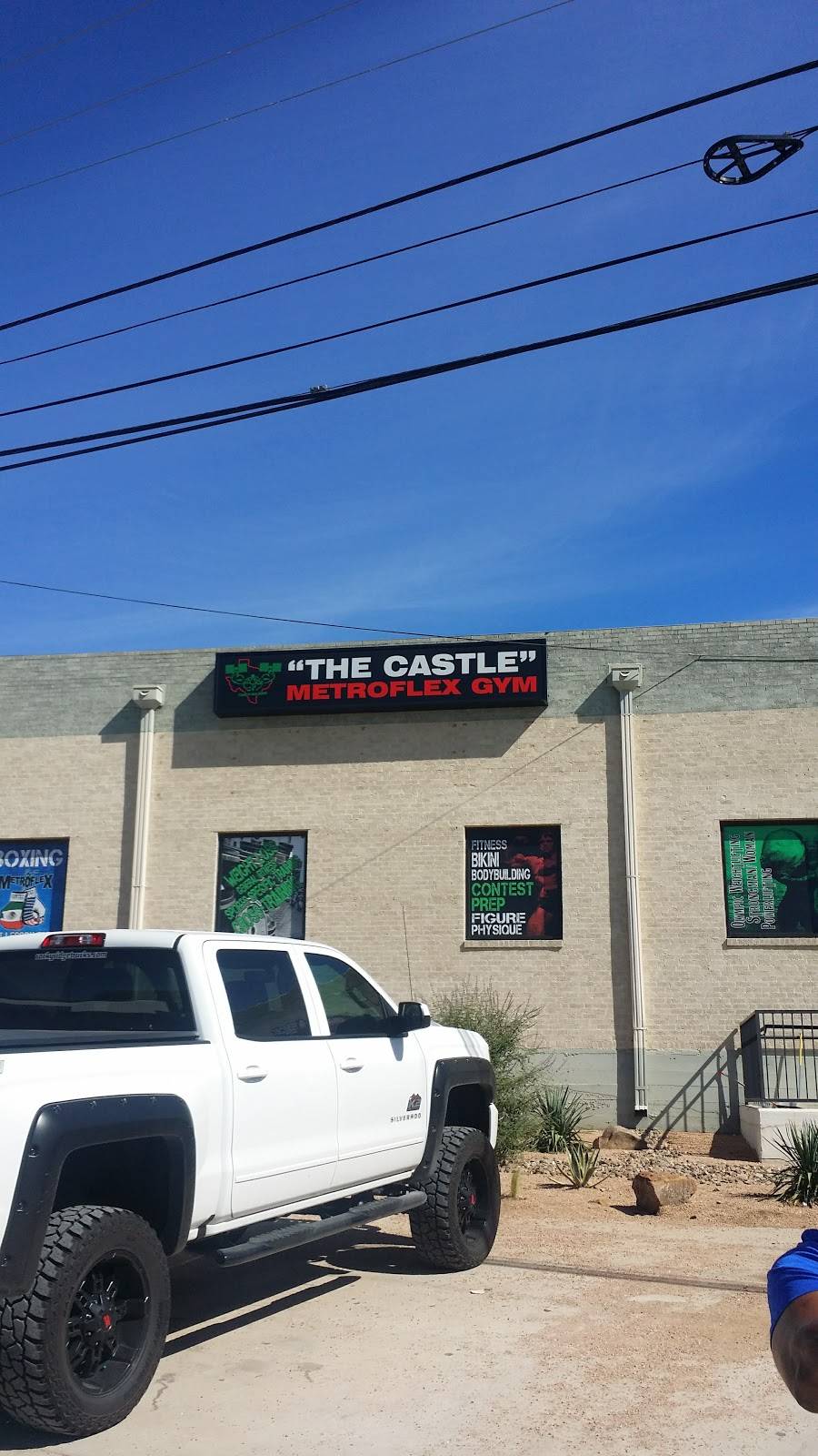 The Castle MetroFlex Gym-Ft Worth | 5501 Thelin St #125, Fort Worth, TX 76115, USA | Phone: (817) 891-6261