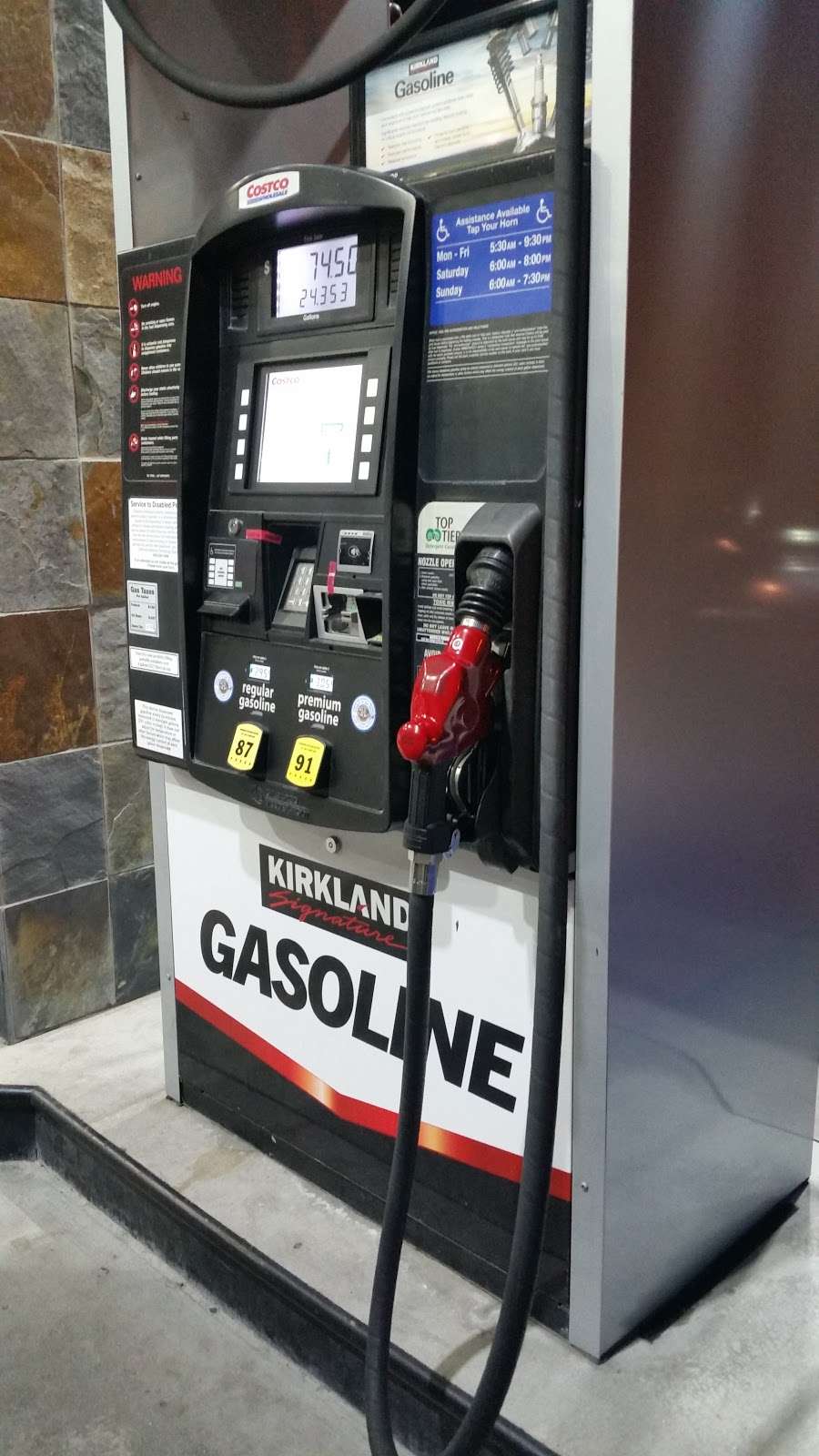 Costco Gas Station | 725 Center Dr, San Marcos, CA 92069, USA | Phone: (760) 871-6867