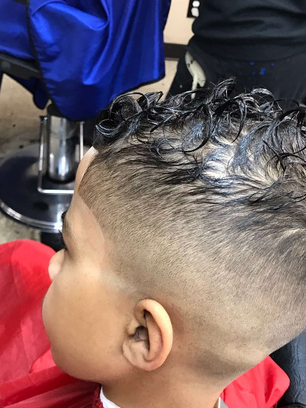 Compton Beauty and barber shop | in the backCompton, 324 W Alondra Blvd unit b, Compton, CA 90220 | Phone: (310) 408-7953