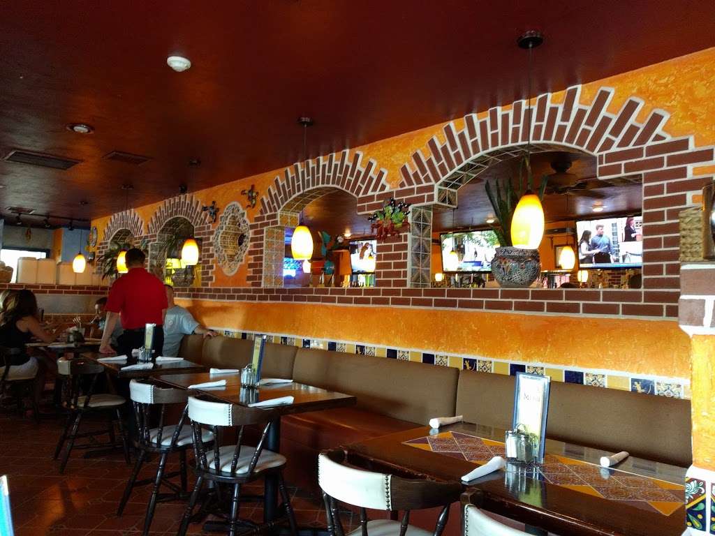 Ixtapa Mexican Grill & Cantina | 765 Boston Rd, Groton, MA 01450, USA | Phone: (978) 272-1465