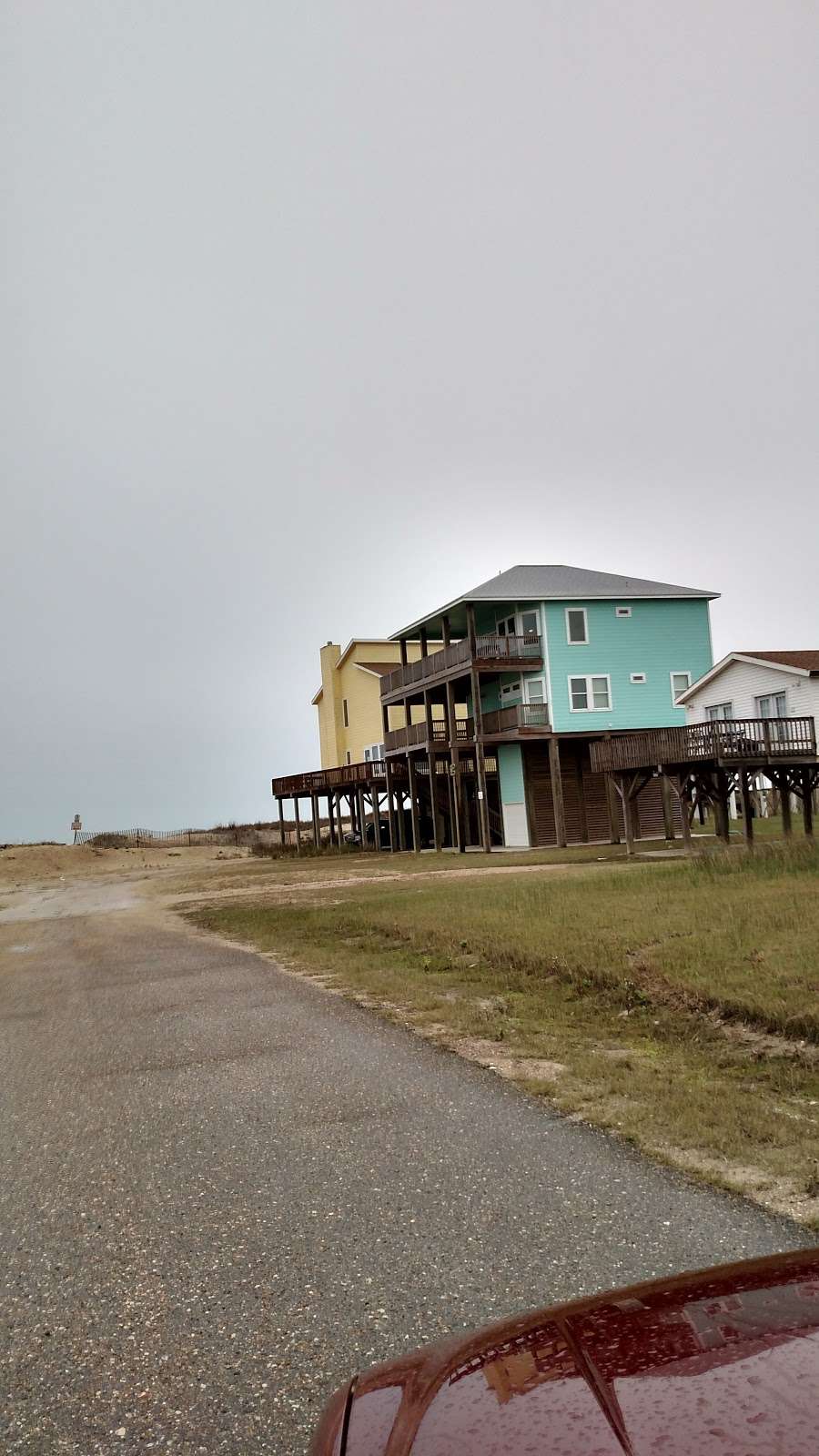 Hunts Treasure Beach House | 12923 Jolly Roger Dr, Freeport, TX 77541, USA | Phone: (888) 573-4868