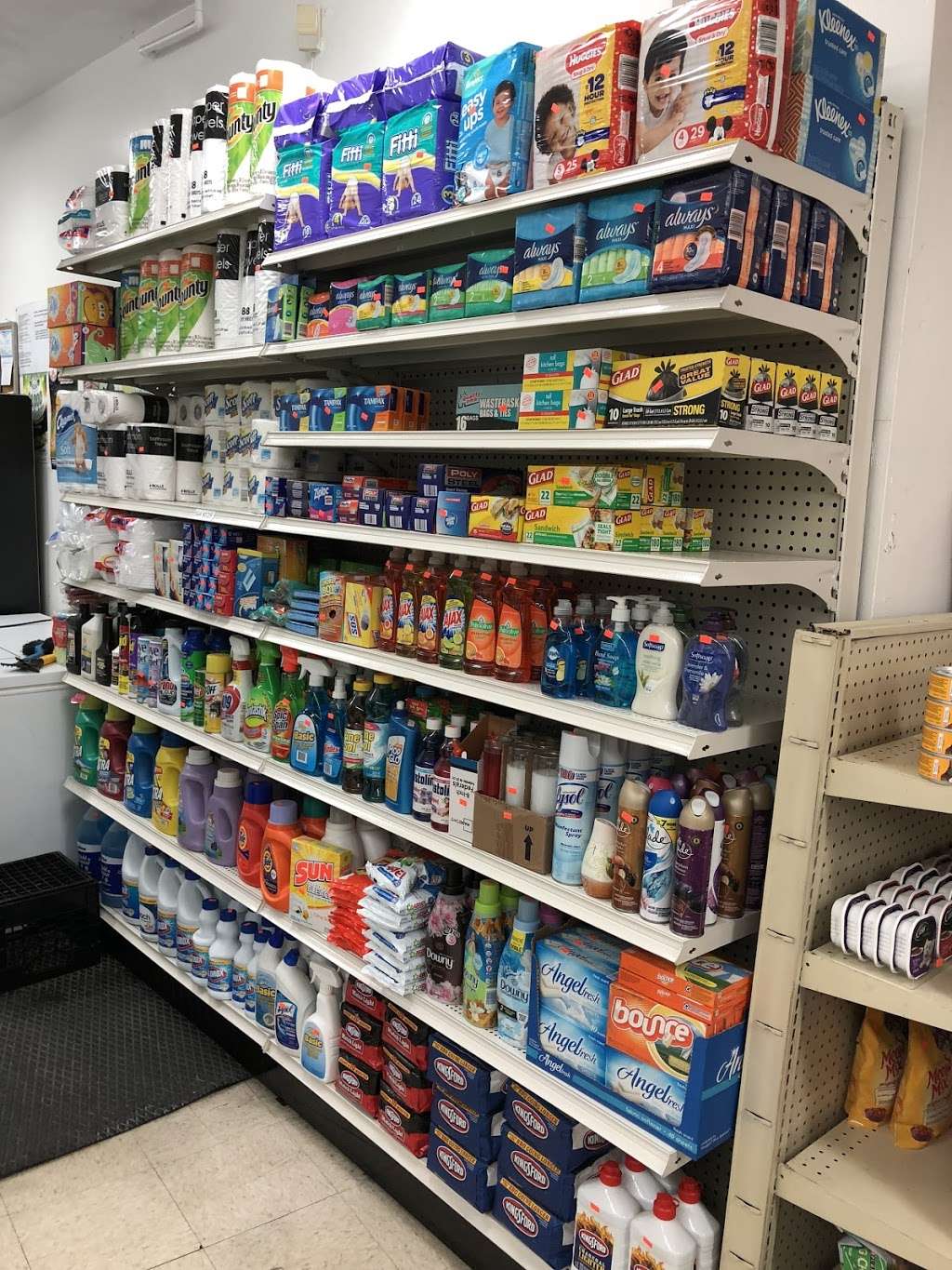 Budget Mart | 229 Florence St, Roslindale, MA 02131, USA | Phone: (617) 325-6900