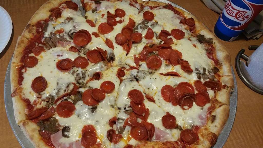Steves Pizza | 12101 Biscayne Blvd, Miami, FL 33181, USA | Phone: (305) 891-0202