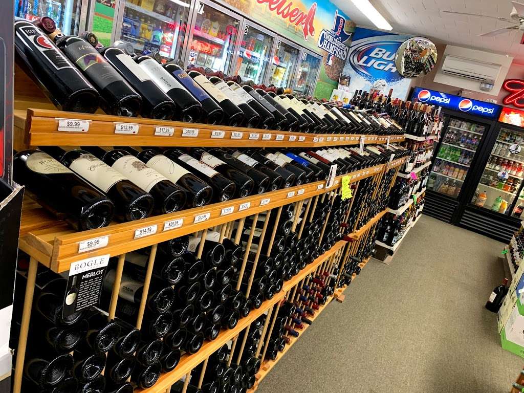 Bryantville Liquors | 15 School St, Pembroke, MA 02359, USA | Phone: (781) 293-6200