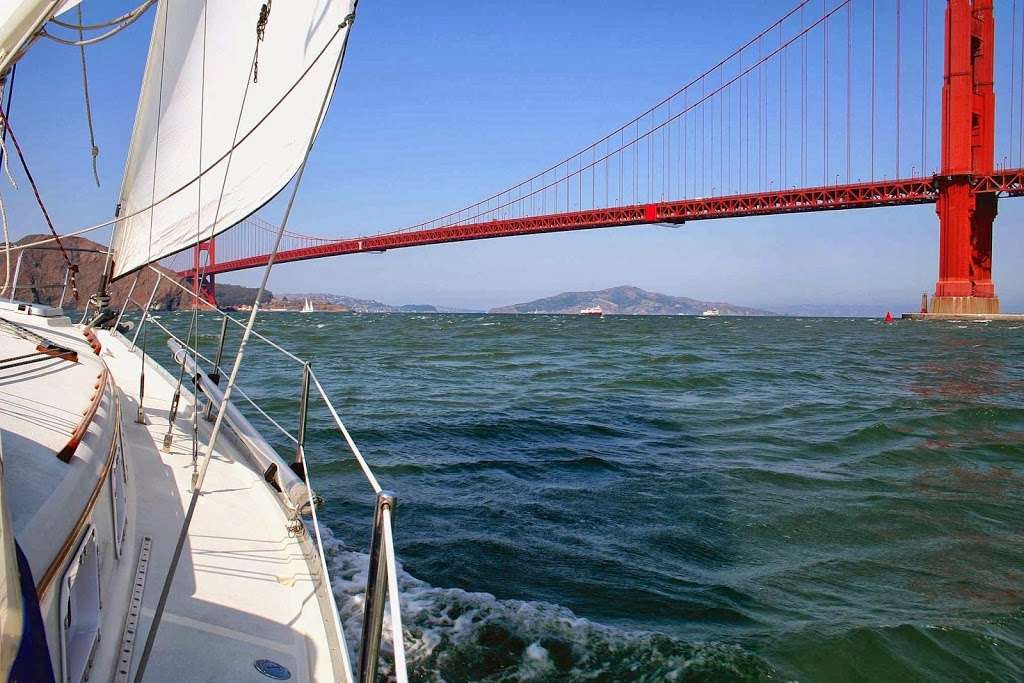 Golden Gate Sailing Tours | 1 Clipper Cove Way, San Francisco, CA 94130, USA | Phone: (510) 499-0134