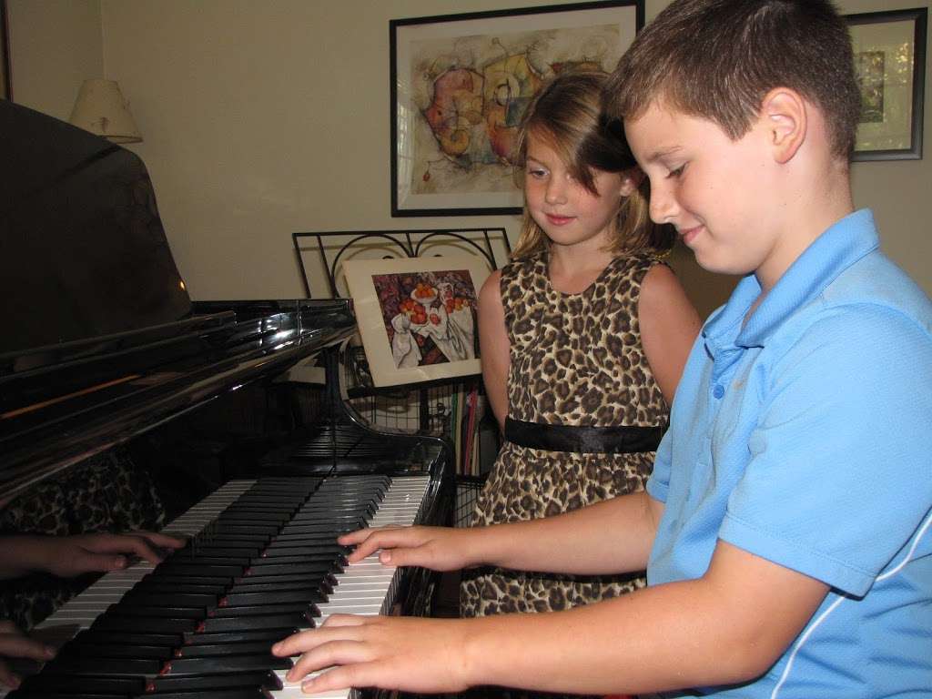 Keys in Motion Piano Studio | Piano Lessons | 3943 Glen Dr, Doylestown, PA 18902, USA | Phone: (215) 230-8555