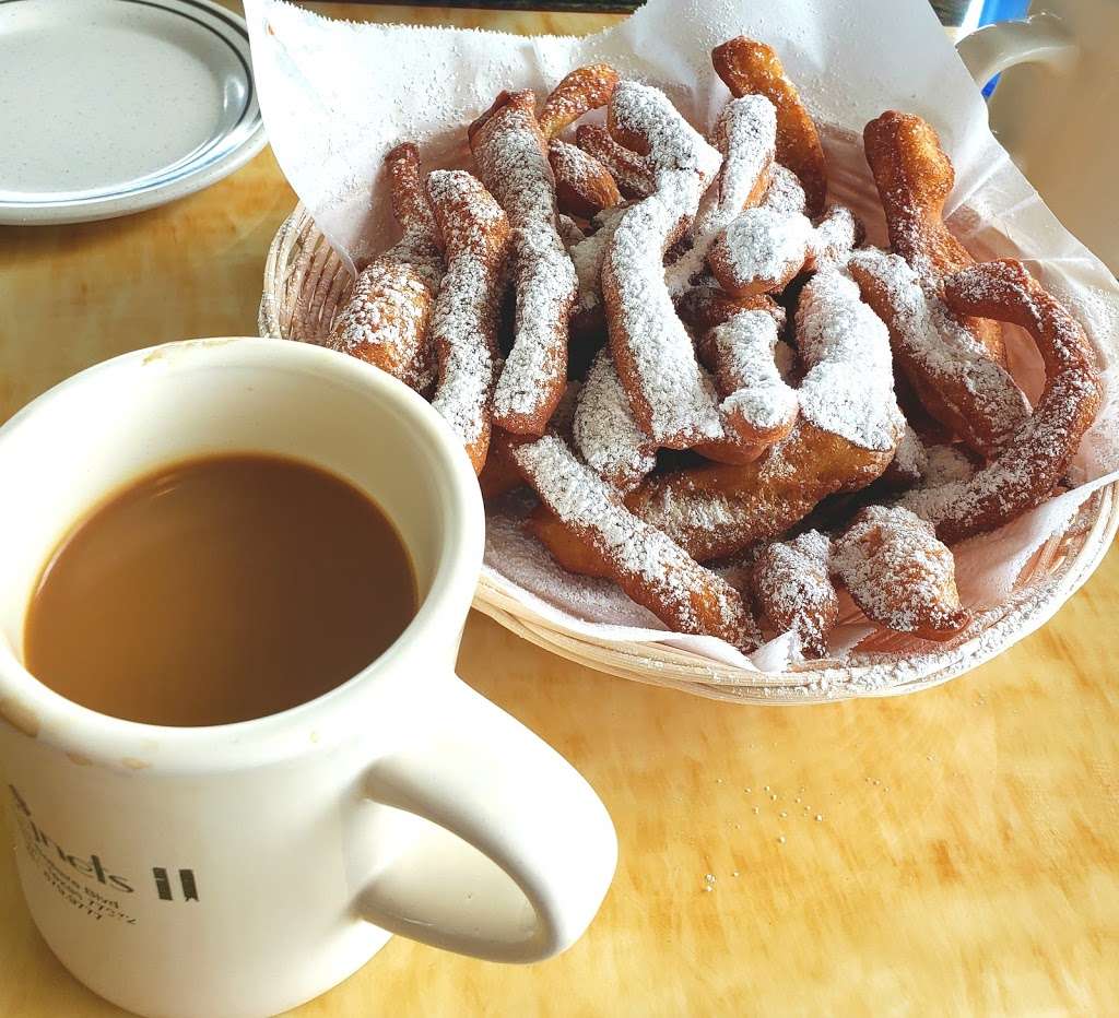 Chez Beignets | 10623 Bellaire Blvd # C100, Houston, TX 77072, USA | Phone: (281) 879-9777