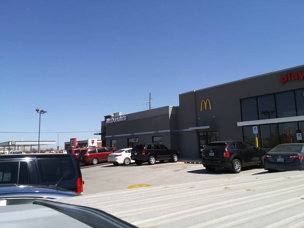 McDonalds | 12216 N Pennsylvania Ave, Oklahoma City, OK 73120, USA | Phone: (405) 286-9698