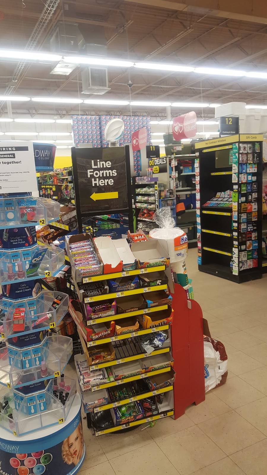 Dollar General | 505 W Broadway Ave, Minneapolis, MN 55411, USA | Phone: (612) 492-1940