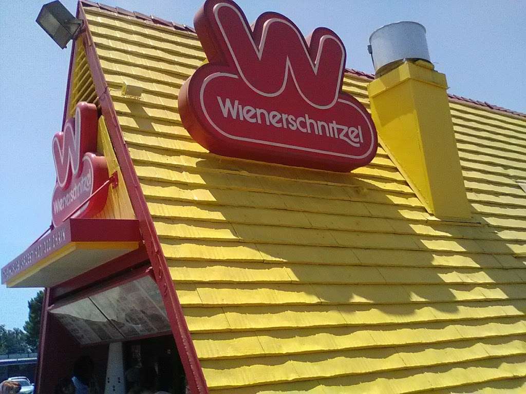 Wienerschnitzel | 1102 N Waterman Ave, San Bernardino, CA 92410, USA | Phone: (909) 888-9572