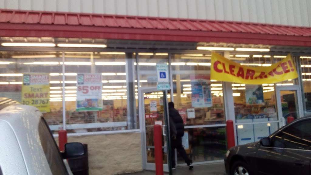 Family Dollar | 5100 Liberty Heights Ave, Baltimore, MD 21207, USA | Phone: (410) 367-3509