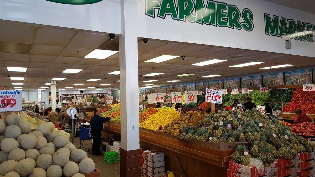 Rt 10 Farmers Market, Inc | 577 W Mt Pleasant Ave, Livingston, NJ 07039, USA | Phone: (973) 994-2224