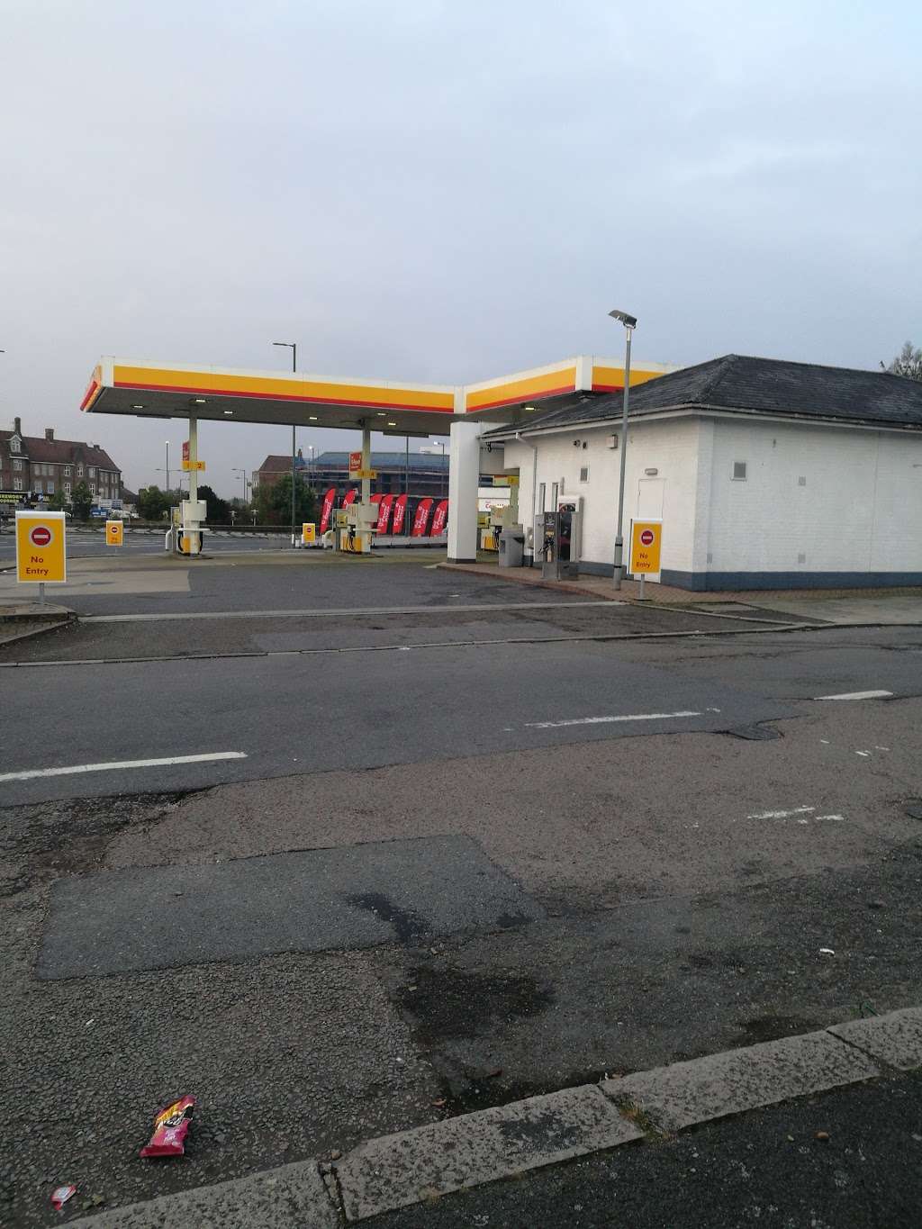 Shell | M1 Northbound, London NW7 3HB, UK | Phone: 020 8959 4514