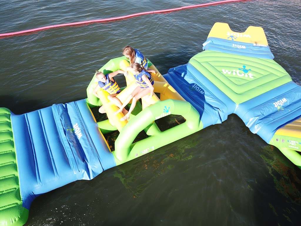 Totally Tubular AQUA PARK | 228 Bay Ave, Ocean City, NJ 08226, USA | Phone: (609) 398-9000