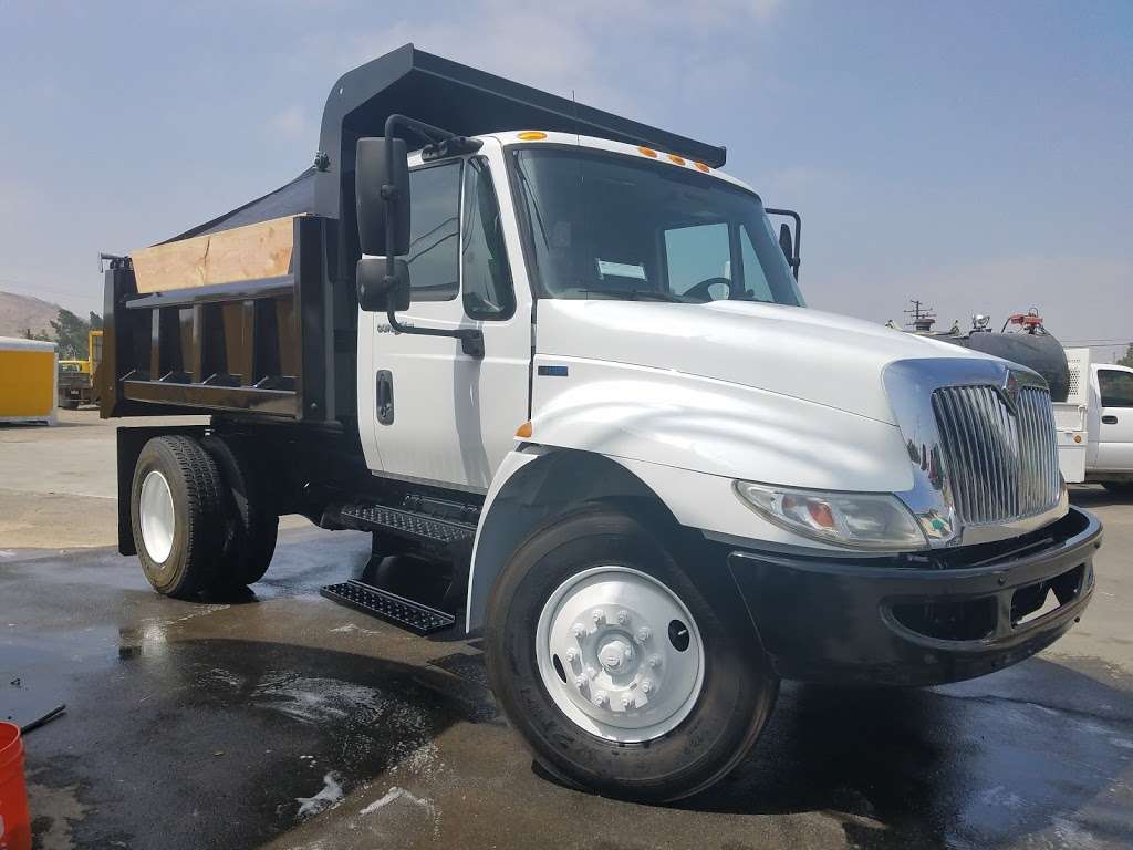 Little Truck Sales | 11311 Cedar Ave, Bloomington, CA 92316, USA | Phone: (909) 877-0741