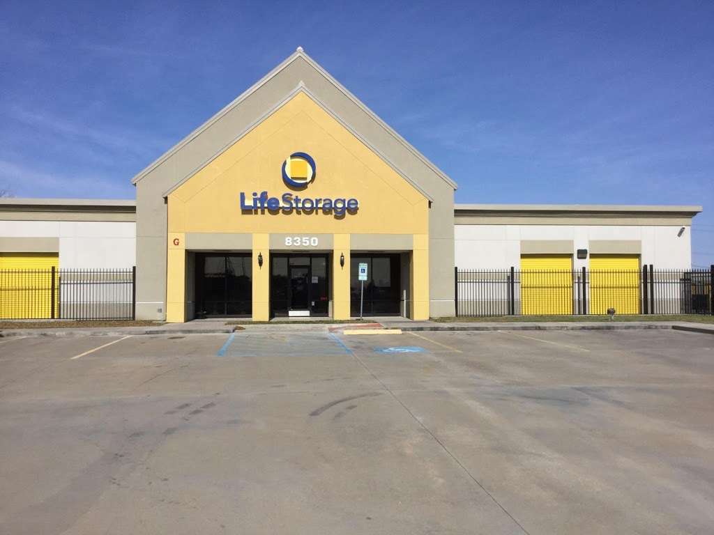 Life Storage | 8350 S Sam Houston Pkwy E, Houston, TX 77075, USA | Phone: (713) 352-7589