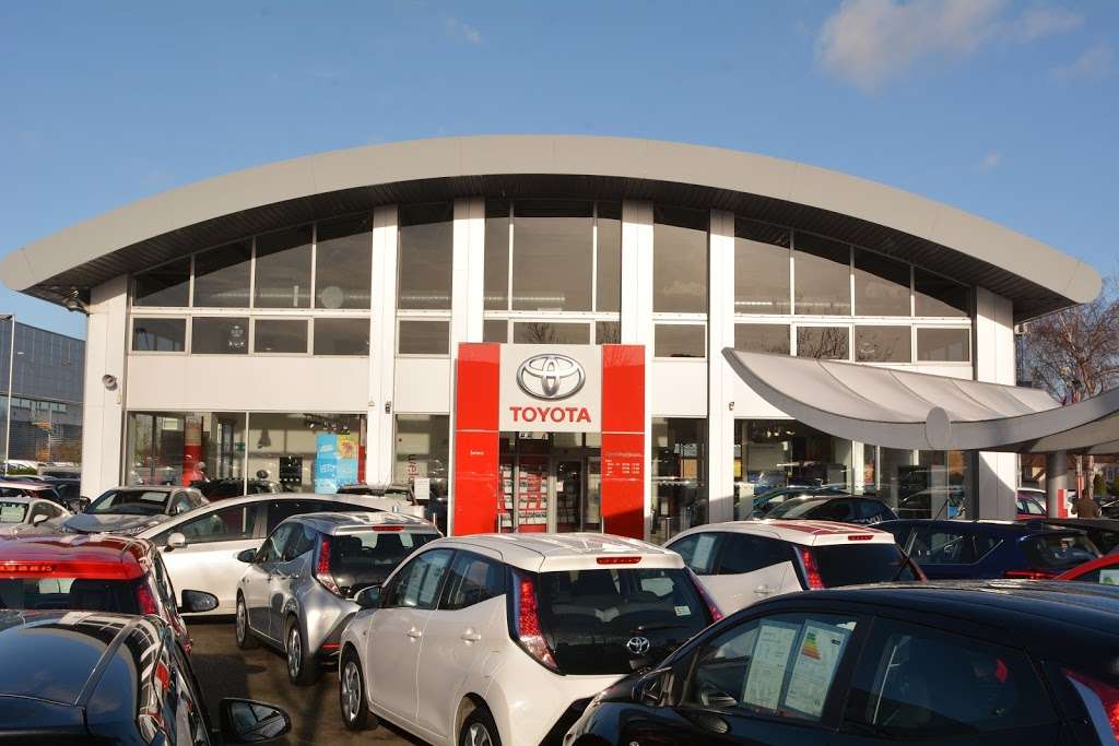 Jemca Toyota Croydon 602 Purley Way, Croydon CR0 4RF, UK Hours