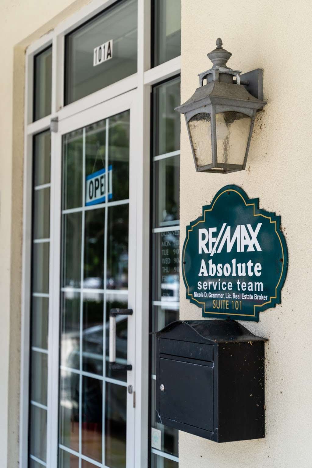 RE/MAX Absolute Service Team/ Broker/Owner Nicole D Grammer | 8255 N Wickham Rd st 101, Melbourne, FL 32940, USA | Phone: (321) 452-9800