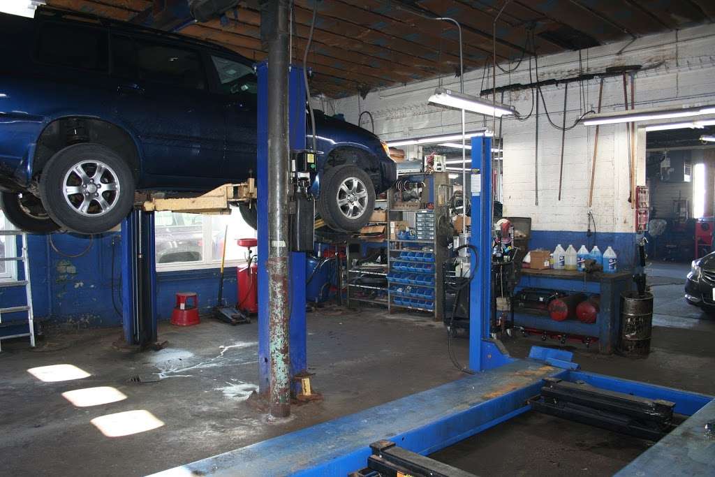 J Murray Auto Service | 116 E State St, South Elgin, IL 60177 | Phone: (847) 697-0450