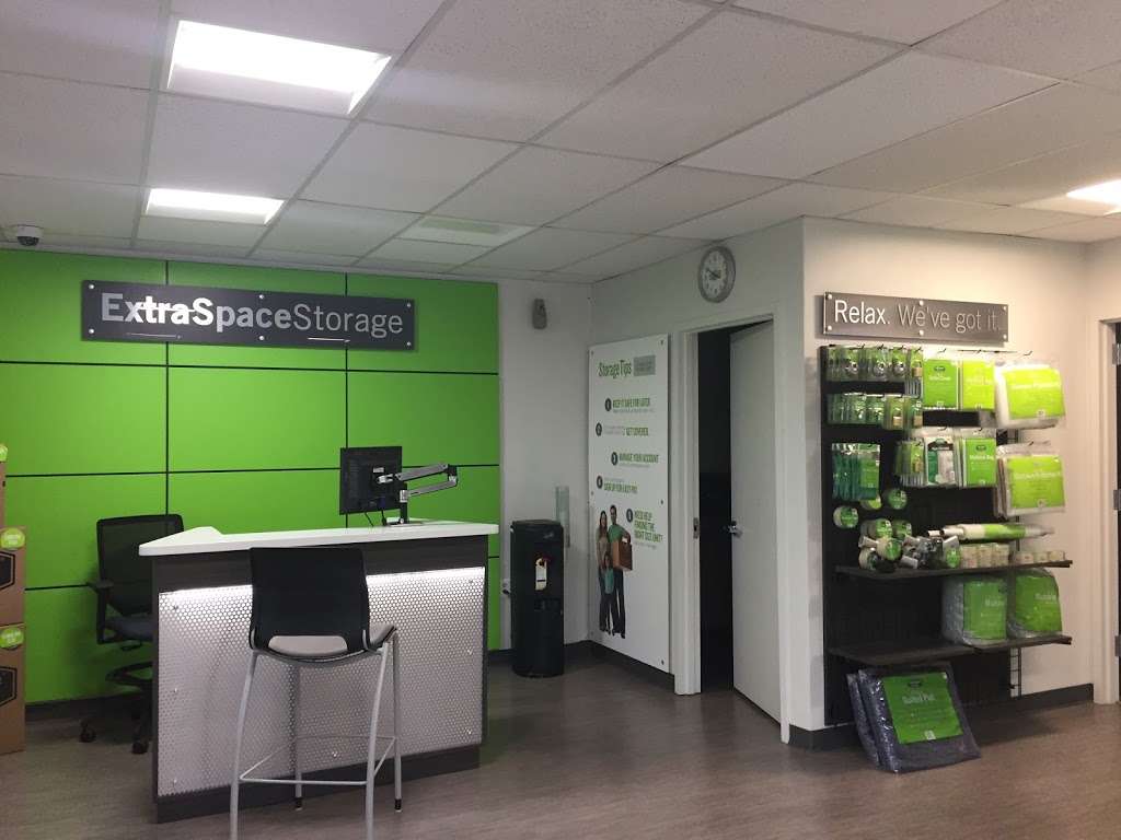 Extra Space Storage | 10400 Old Columbia Rd, Columbia, MD 21046, USA | Phone: (410) 290-9660