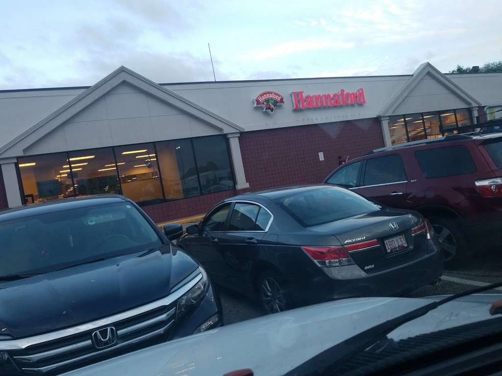 Hannaford Supermarket | 8 Merchants Way, Middleborough, MA 02346, USA | Phone: (508) 947-4787