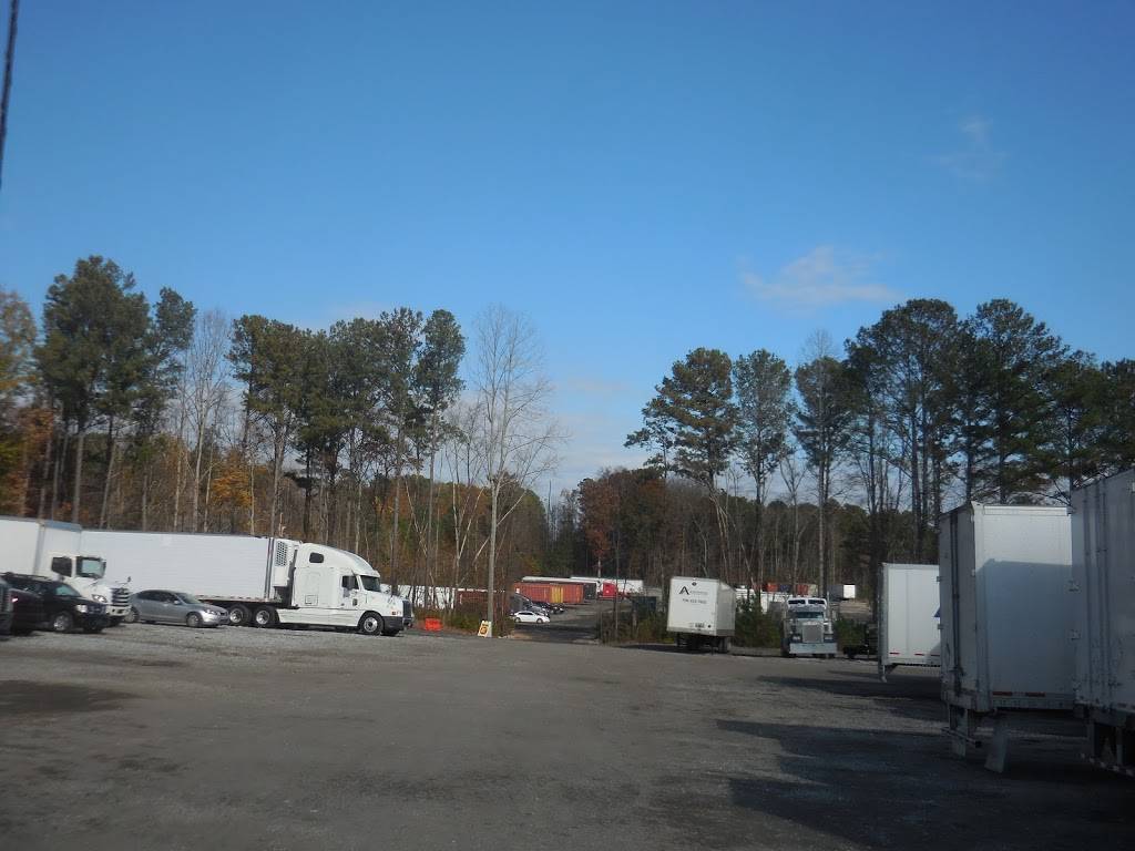 Atlanta Tractor Trailer Truck Parking | 7200 Graham Rd, Fairburn, GA 30213, USA | Phone: (678) 631-7275