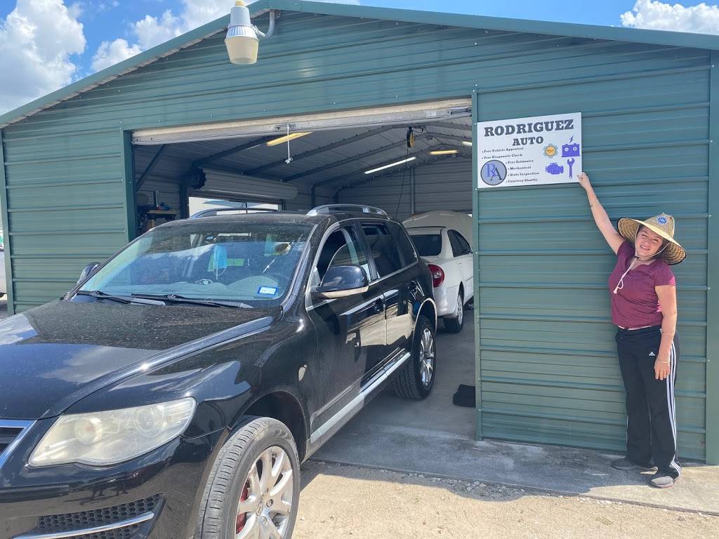 Rodriguez Auto | 10550 Windfern Rd C, Houston, TX 77064, USA | Phone: (832) 638-9711