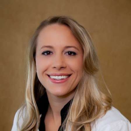 Dr. Amanda B. Connelly, DC | 2160 W State Rd 434 #108, Longwood, FL 32779, USA | Phone: (407) 331-9913