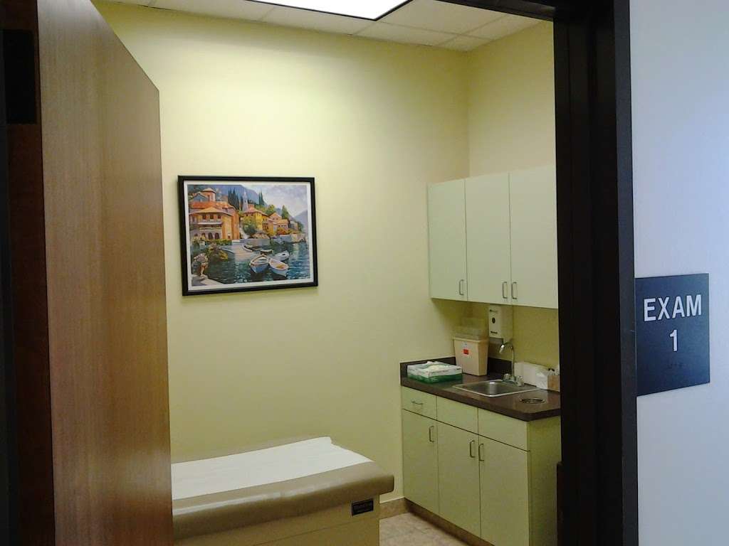 West Oaks Urgent Care Center | 2150 S Texas 6 #100, Houston, TX 77077, USA | Phone: (281) 496-4948